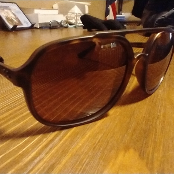 Ray Bans - Picture 5 of 5